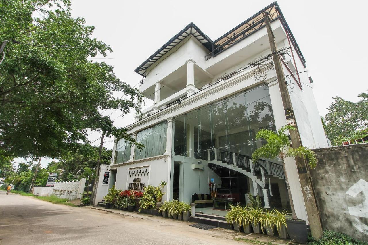 Hotel Nathaliya カトゥナカヤ エクステリア 写真
